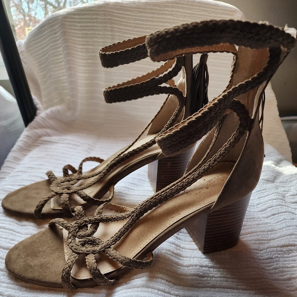Charlotte Russe Heels Brown size 9